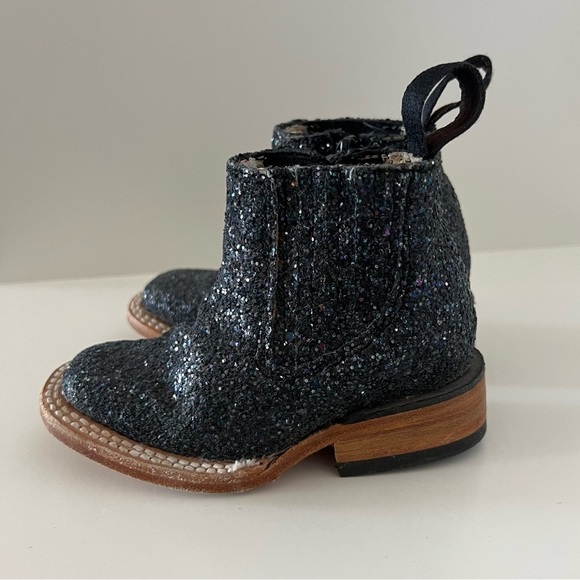 Bella Breez Boutique Sparkly Girls Ankle Boots - Picture 6 of 8